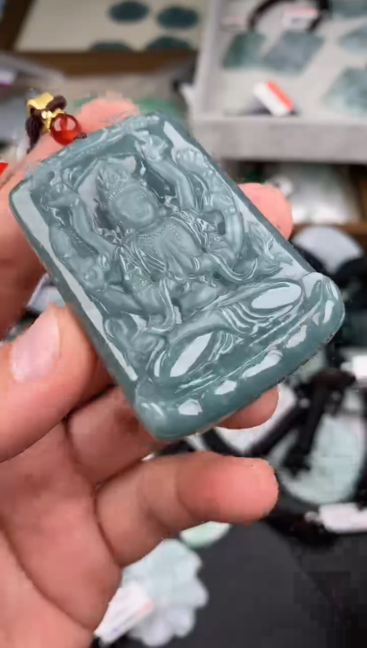 【闪购商品】翡翠颈饰未镶嵌  天然翡翠，一物一图