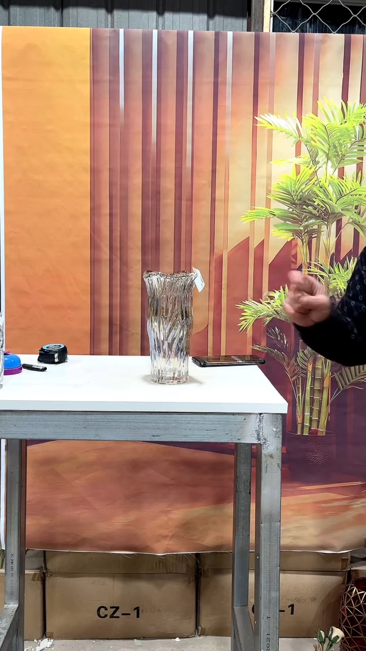 【闪购商品】玻璃014香槟色厚重款花瓶22高