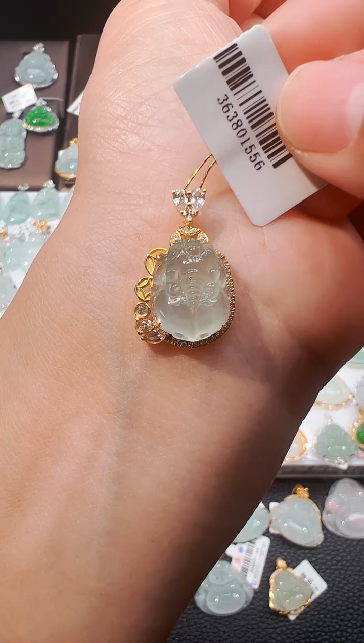 吊坠(不含链)18K金镶嵌翡翠貔貅吊坠1556