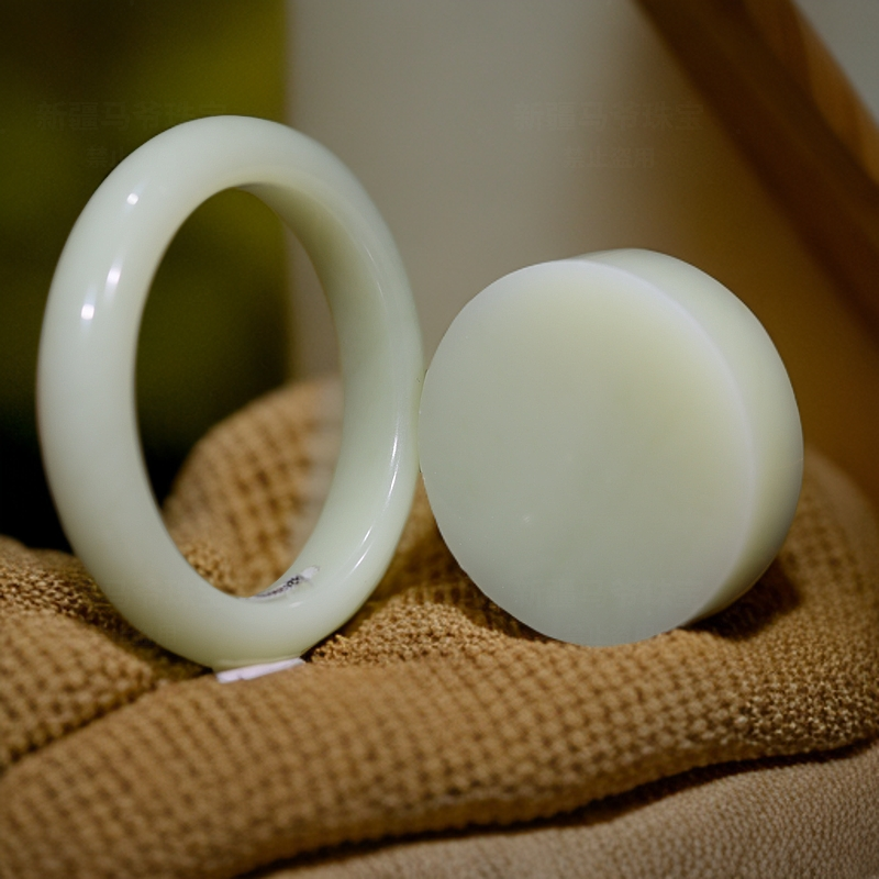 【新疆马爷珠宝】-新疆若羌黄玉套镯53.8圈口