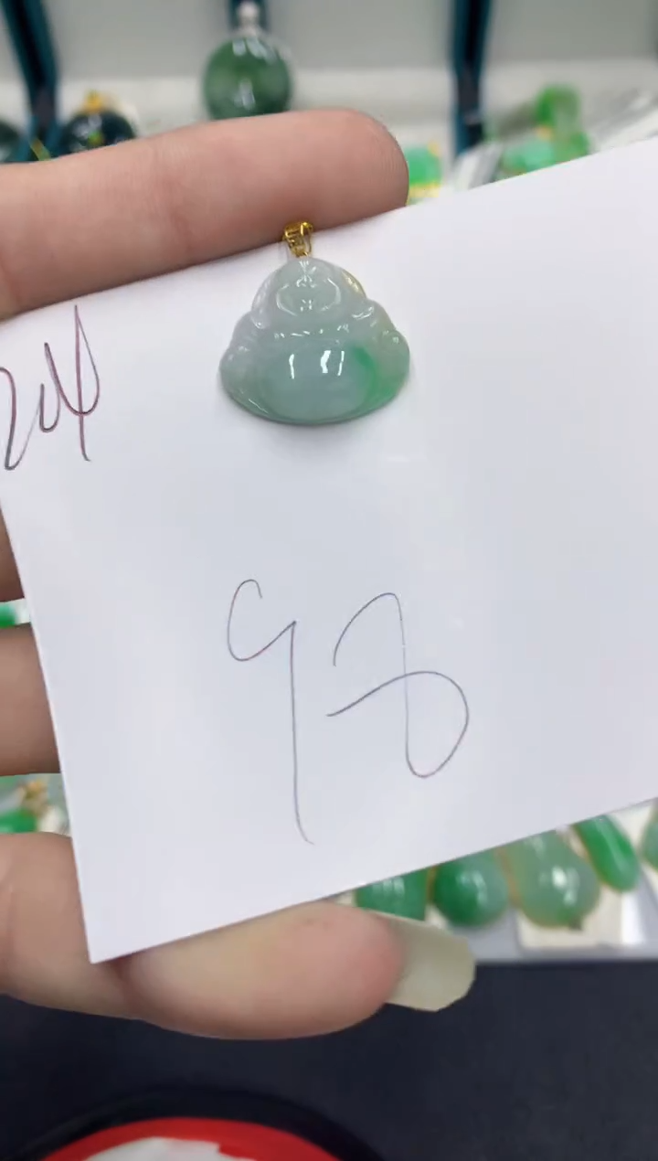 【闪购商品】翡翠颈饰18K金镶嵌翡翠