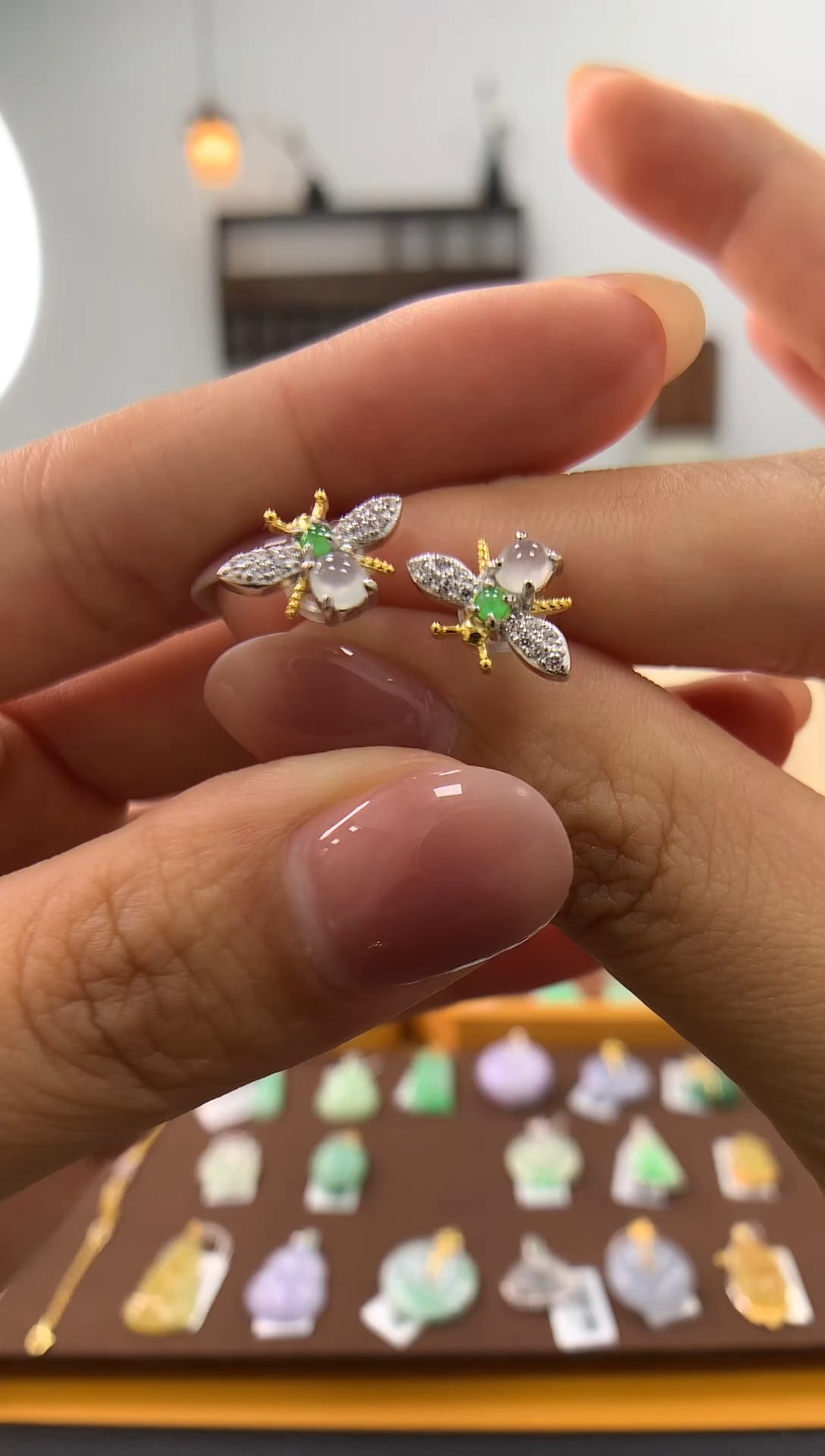 颈饰银S925镶嵌翡翠耳钉