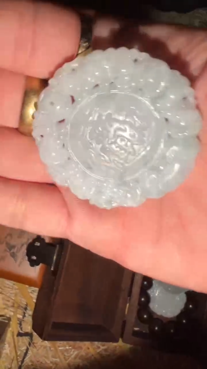 颈饰未镶嵌翡翠闪购商品高端专用连