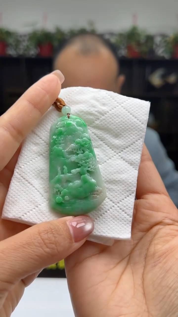 【闪购商品】翡翠颈饰未镶嵌天然翡翠A货吊坠