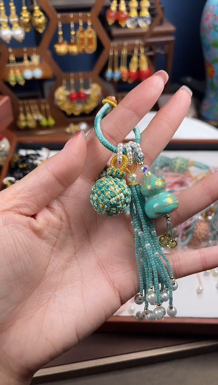 ?***辰，蓝色大漆手机链