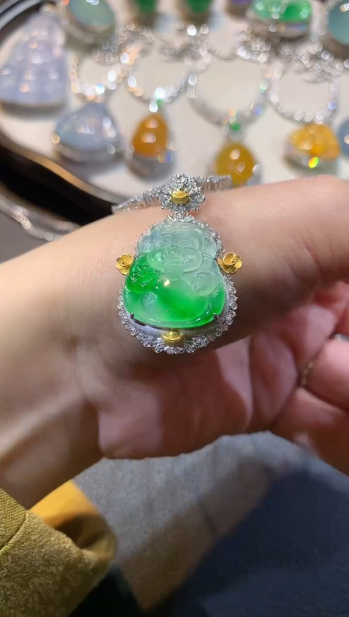 【闪购商品】翡翠吊坠(不含链)18K金镶嵌61-米爷（不含链与扣头