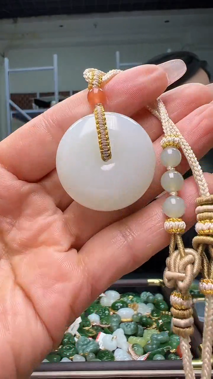 颈饰未镶嵌和田玉(多样性发货.发其一)12.08.73