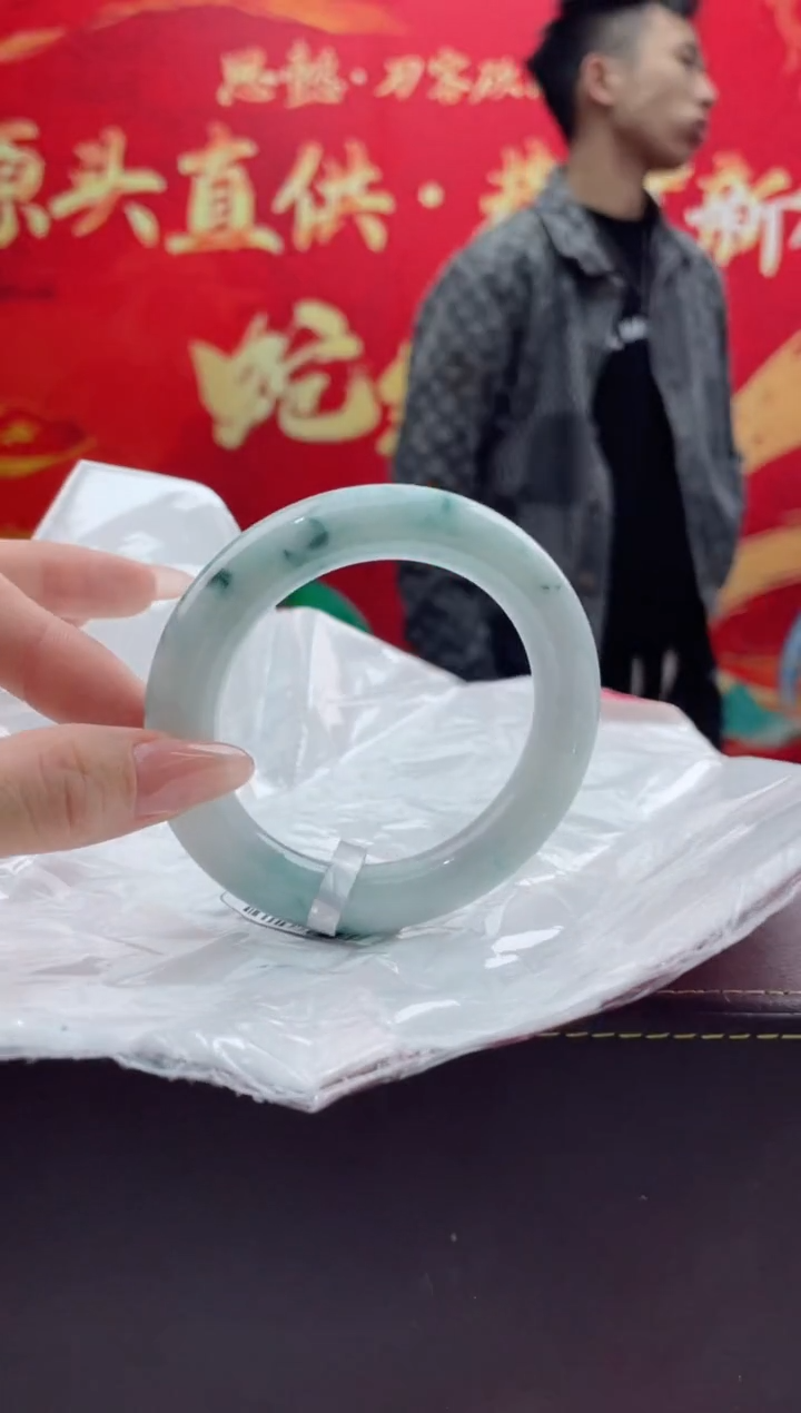 【闪购商品】翡翠手镯未镶嵌7翡翠手镯