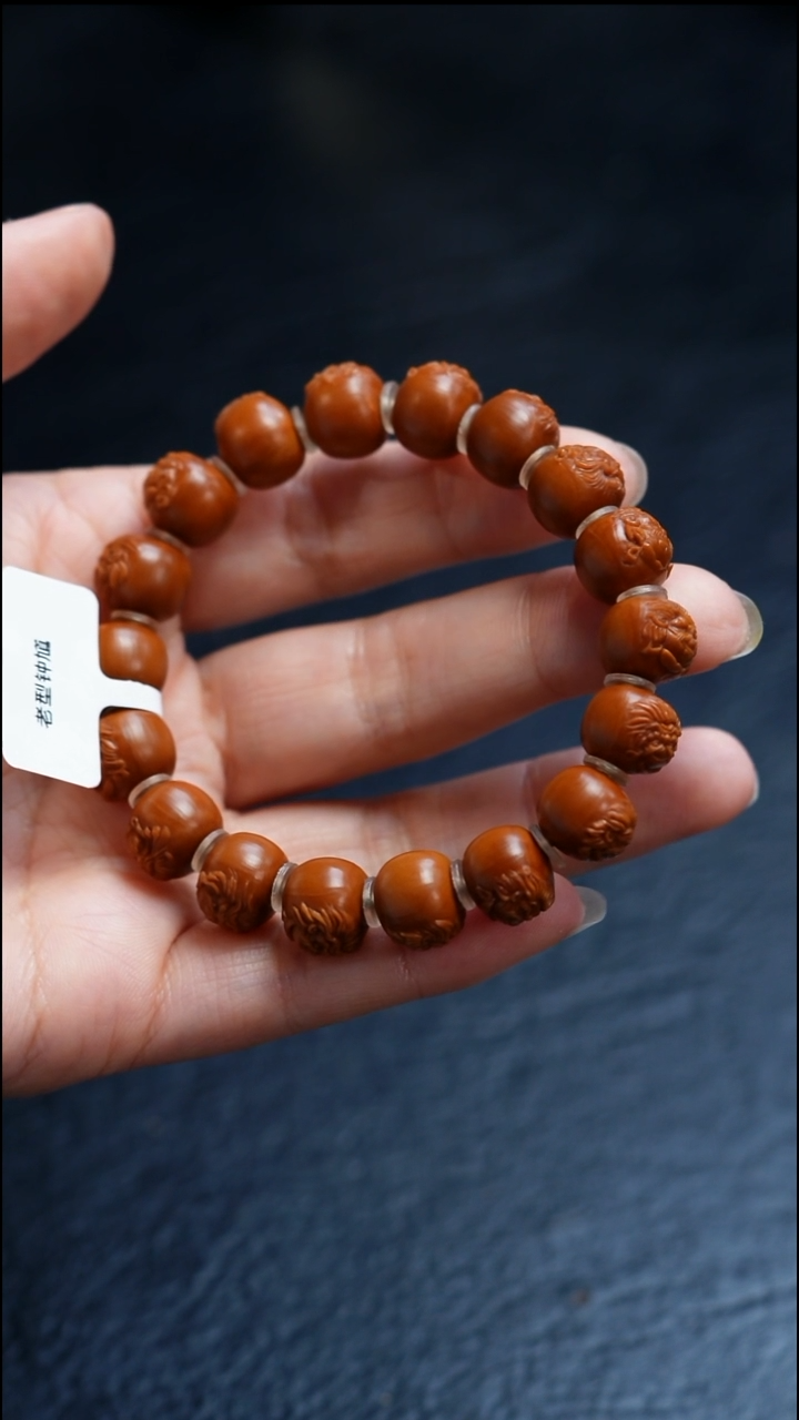 吊坠橄榄核H****E橄榄核