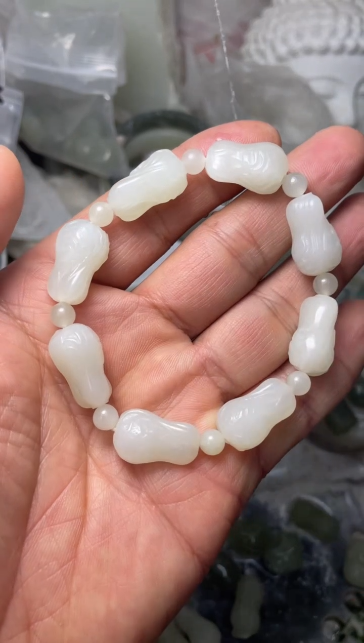 【闪购商品】和田玉颈饰未镶嵌1