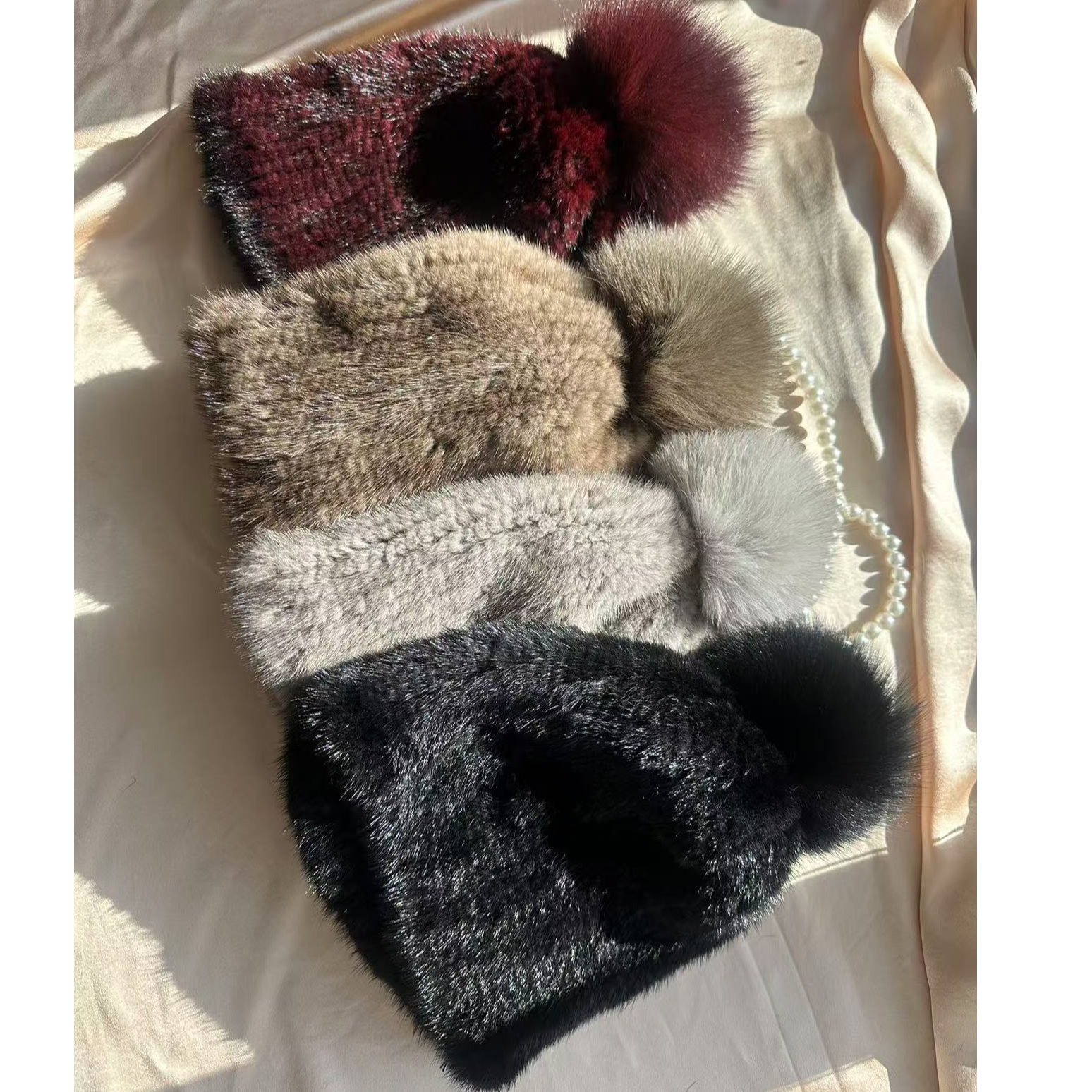 水貂皮草帽子弹力包头帽子秋冬时尚保暖狐狸球装饰百搭经典