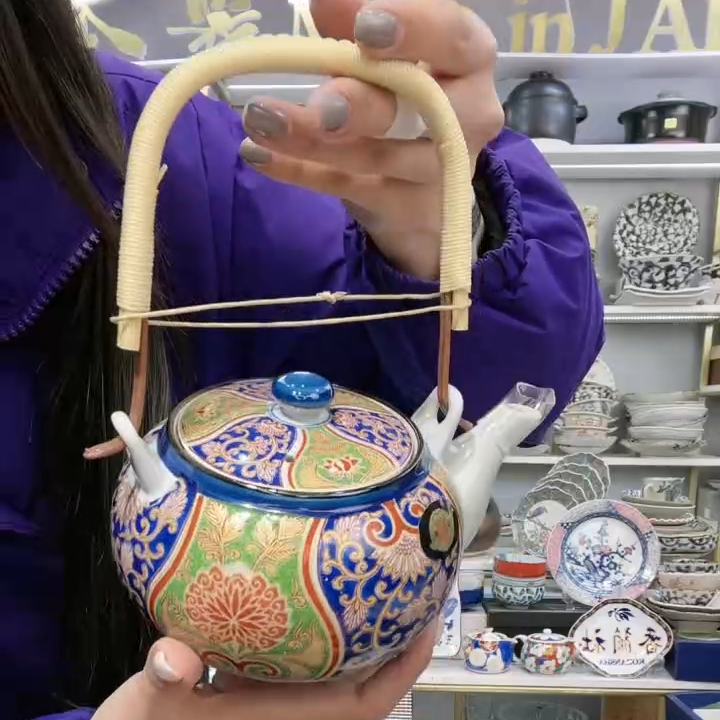 【单支】日本进口有田烧古伊万里茶壶660ml-锦绘菊纹