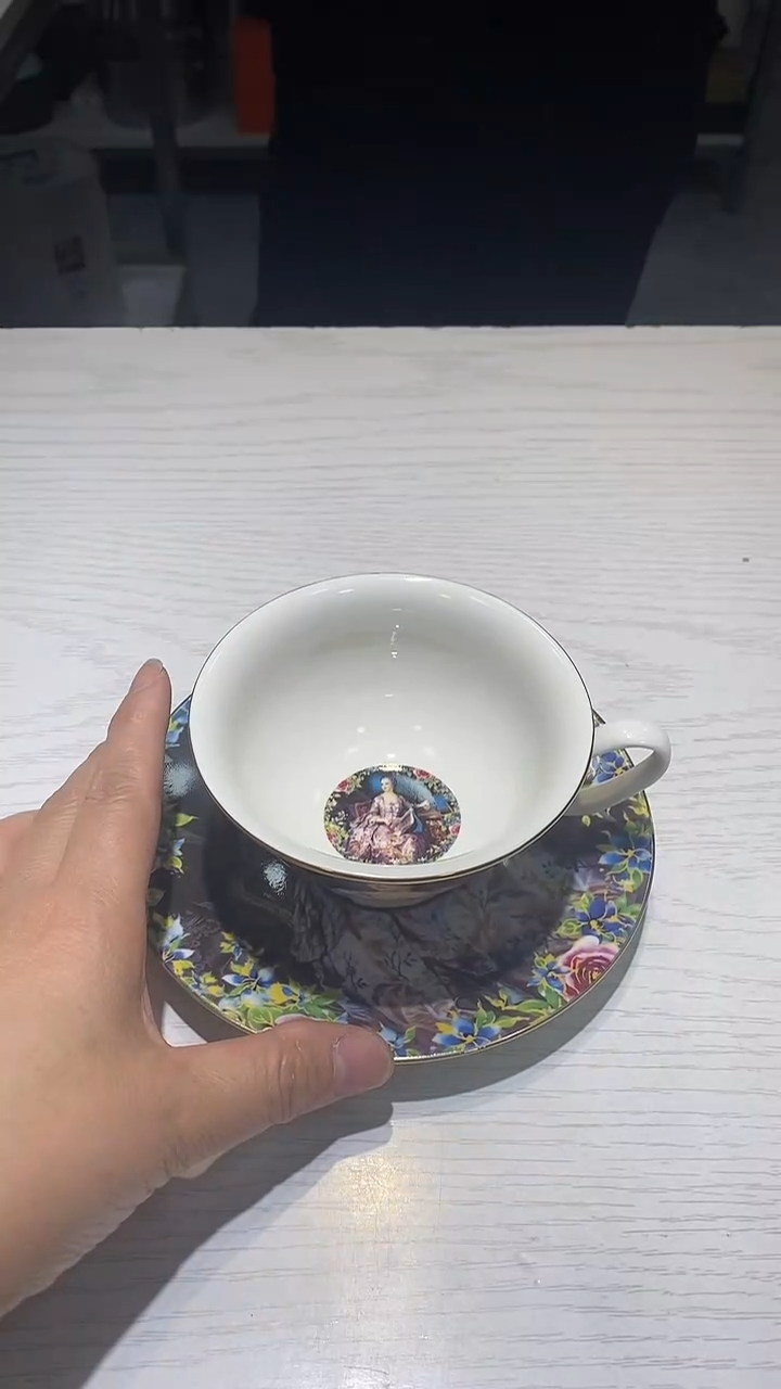 瓷片生活的本意就是开心@@1