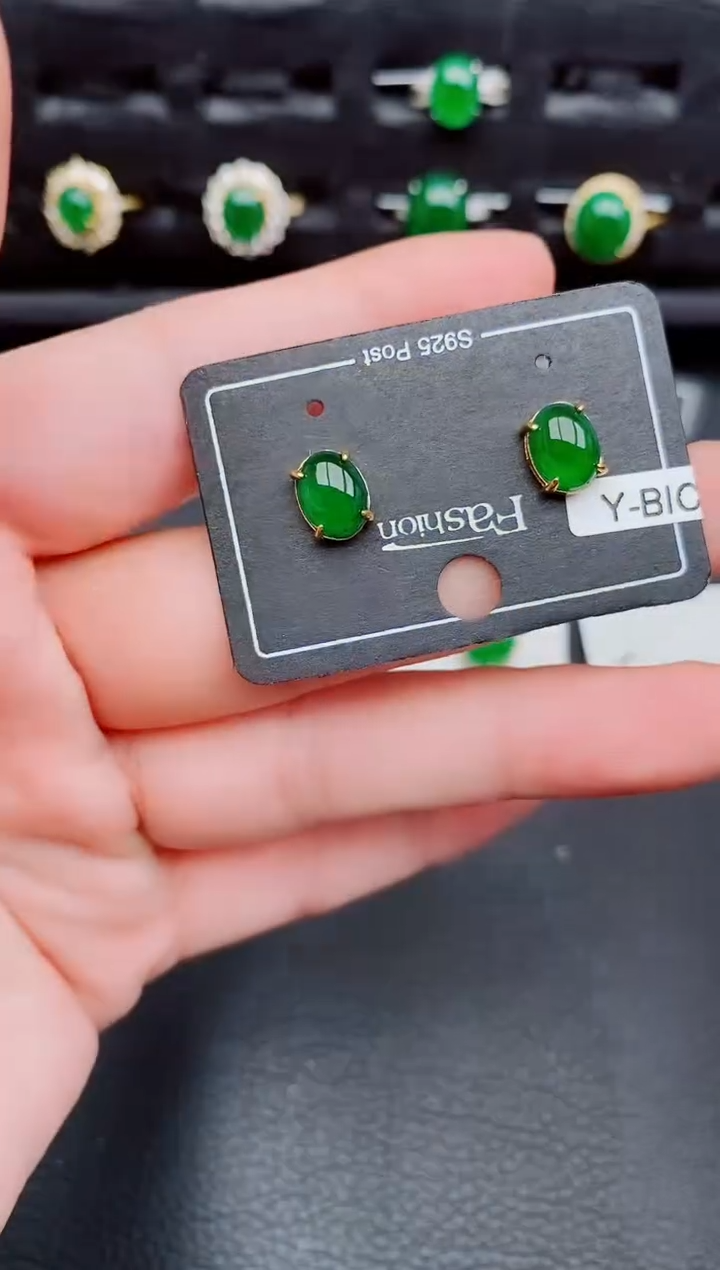 【闪购商品】翡翠耳饰银S925镶嵌天然a货230