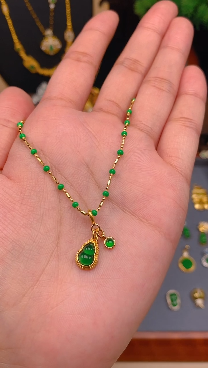 【闪购商品】翡翠吊坠(不含链)银S925镶嵌蛋面葫芦万能扣