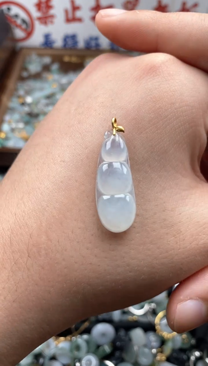 【闪购商品】翡翠颈饰未镶嵌哥哥