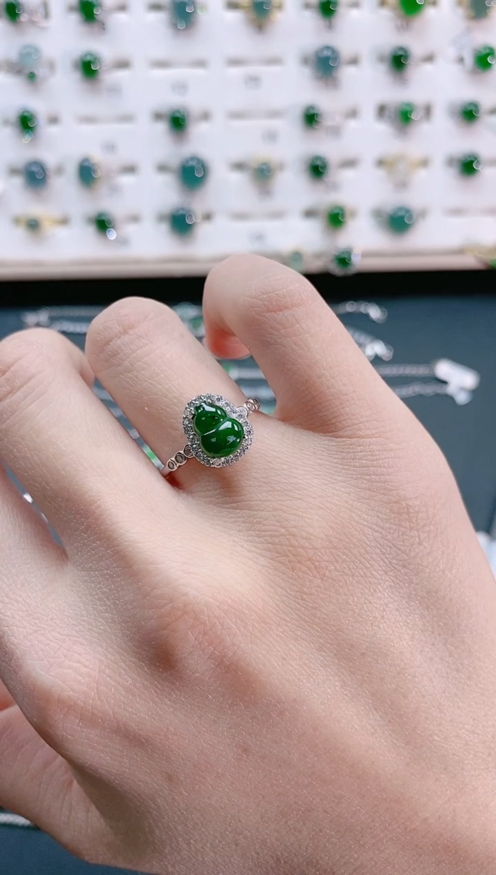 【闪购商品】翡翠戒指银S925镶嵌天然翡翠