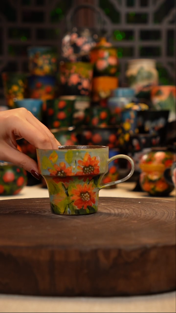 油画    釉下彩   杯子