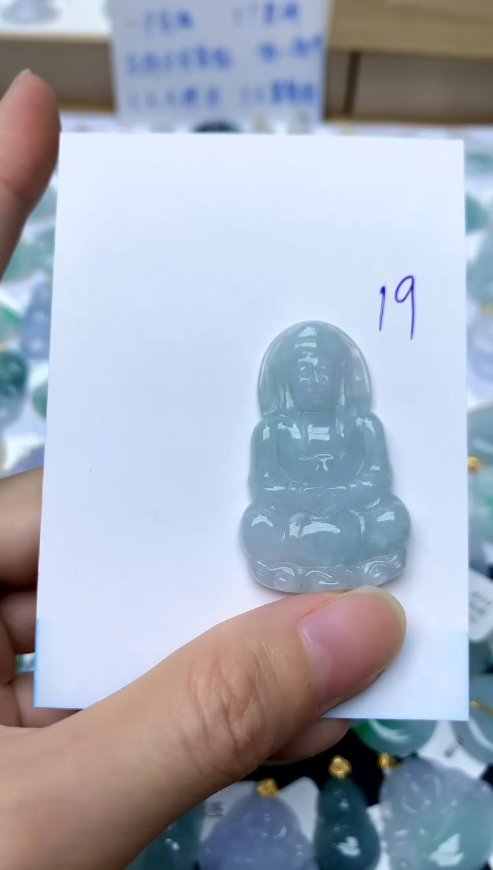 【闪购商品】翡翠颈饰未镶嵌19天然A货翡翠