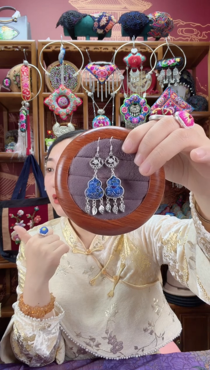 刺绣耳环22甜甜家