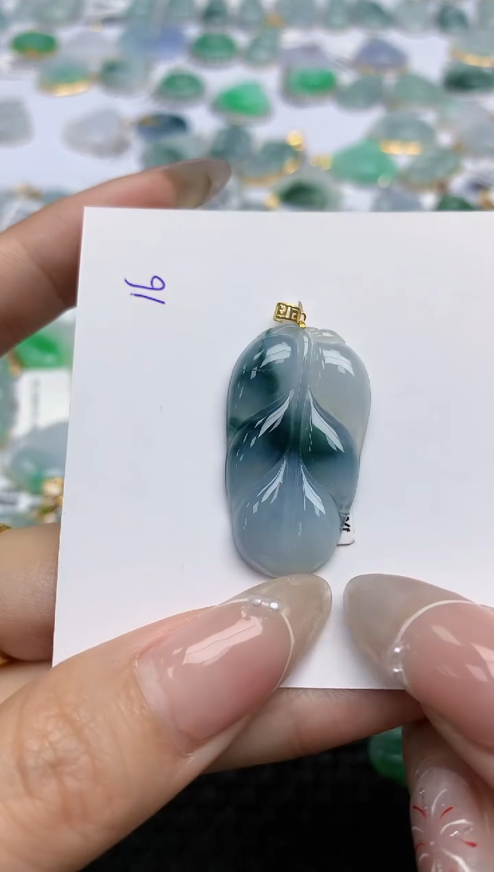 【闪购商品】翡翠颈饰18K金镶嵌天然翡翠A货