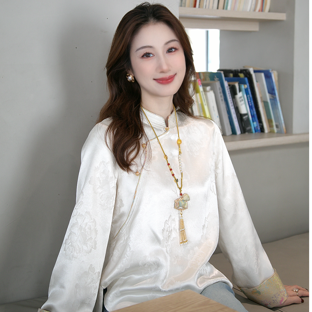 《ELFBOX》2025年秋冬季醋酸加绒百搭立领修身弹力衬衣7113