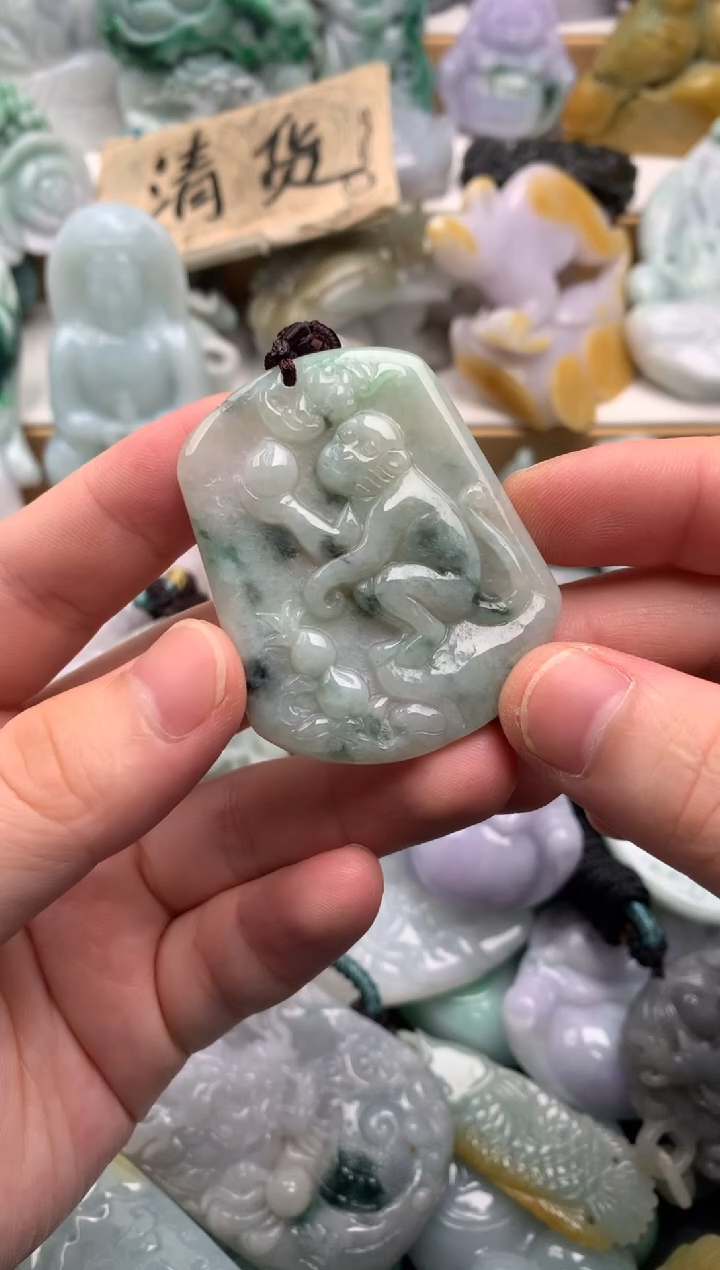 吊坠(不含链)未镶嵌翡翠1