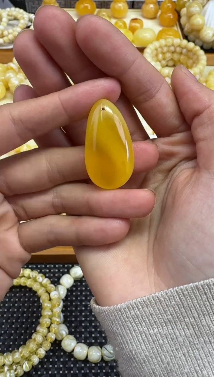 裸石琥珀未镶嵌宝衡 焦皮水滴 手工制