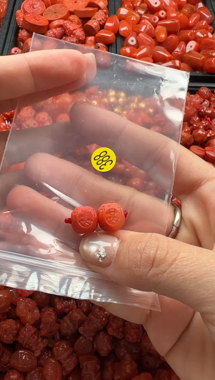 【闪购商品】南红玛瑙颈饰未镶嵌1