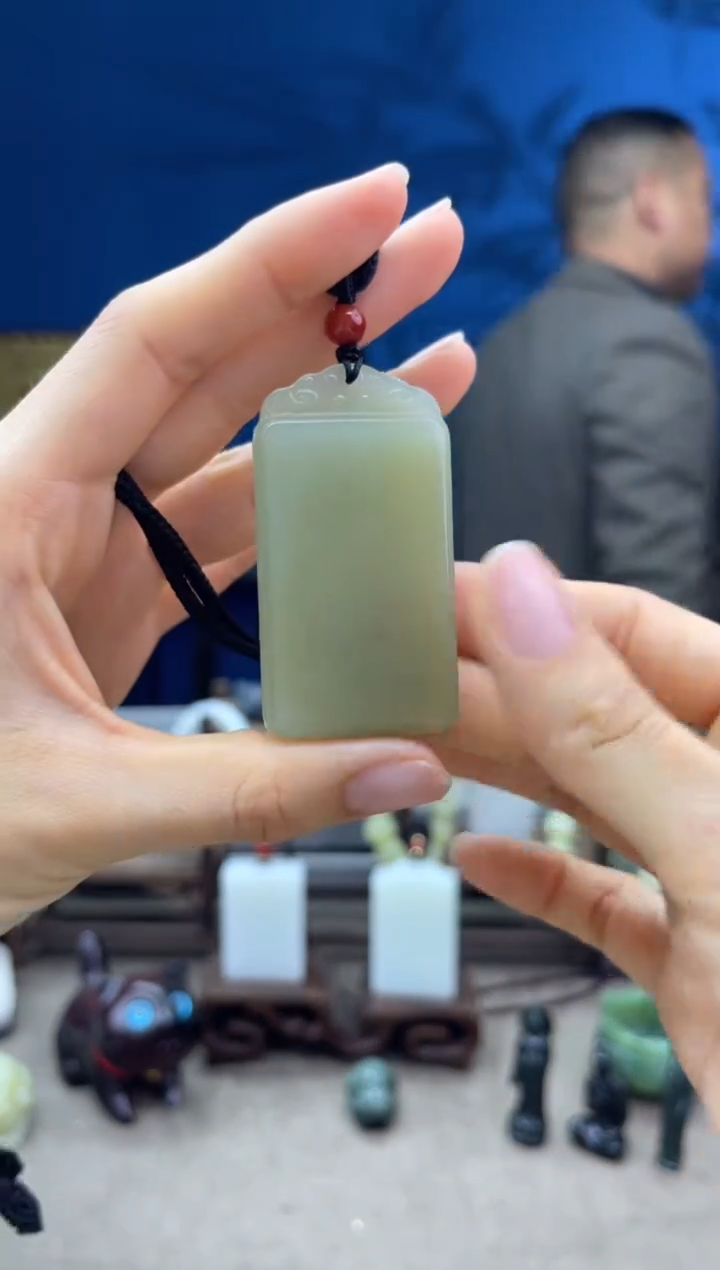 【闪购商品】和田玉颈饰未镶嵌1