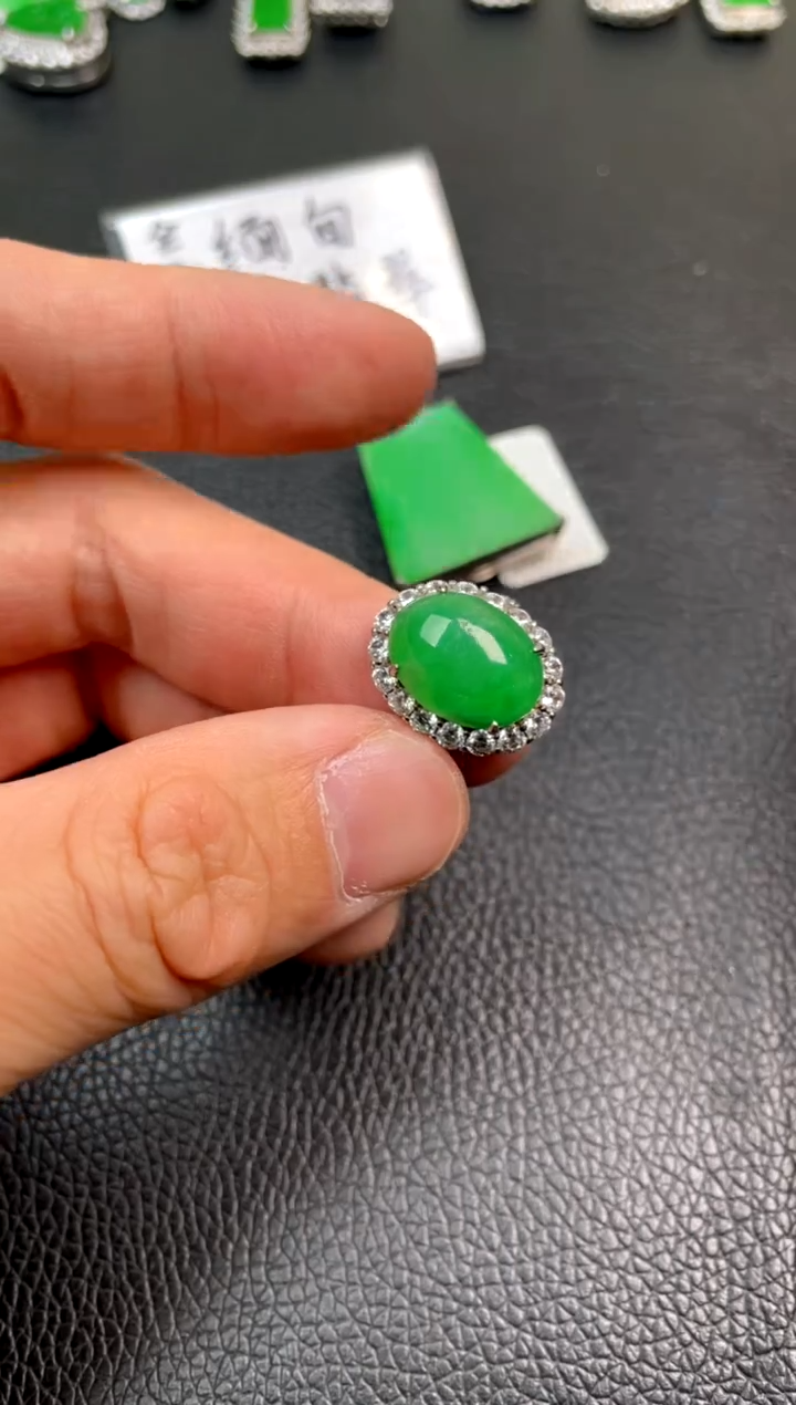 【闪购商品】翡翠吊坠(不含链)银S925镶嵌戒指