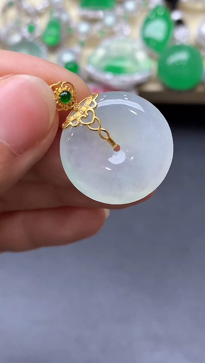 颈饰18K金镶嵌翡翠246国好珍宝