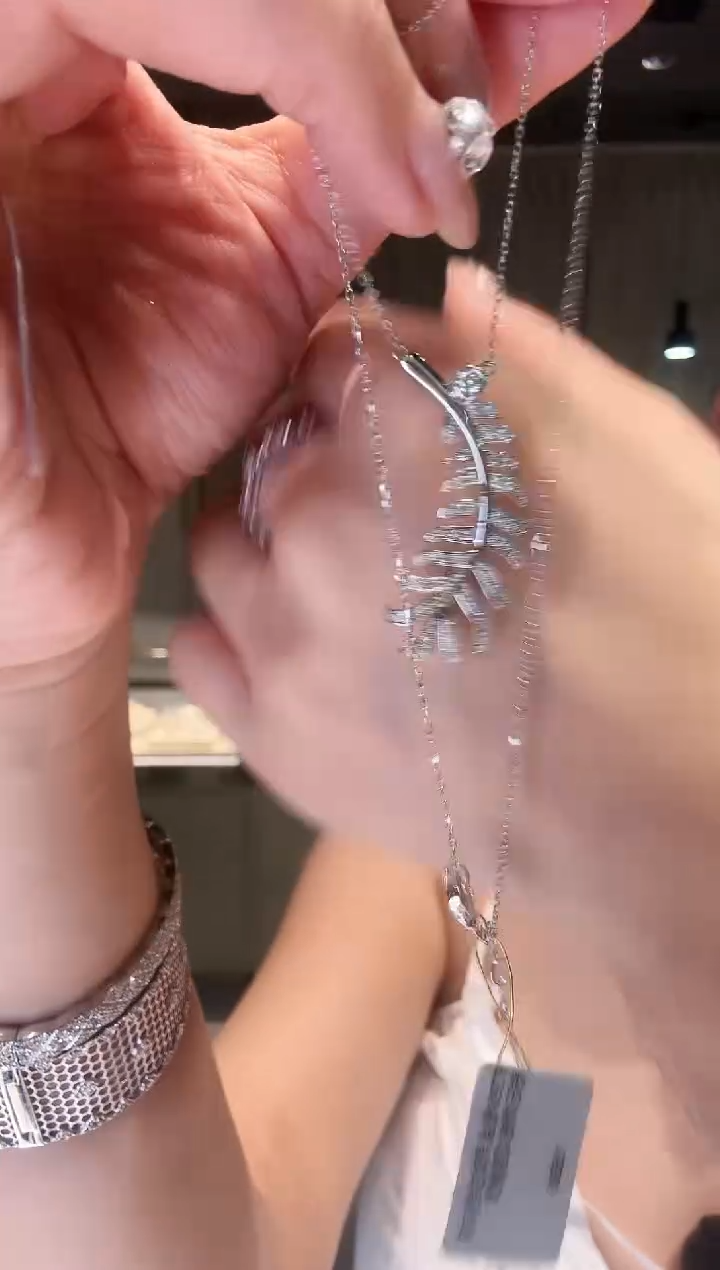 铂Pt950镶嵌项链钻石AY0504-PT-45