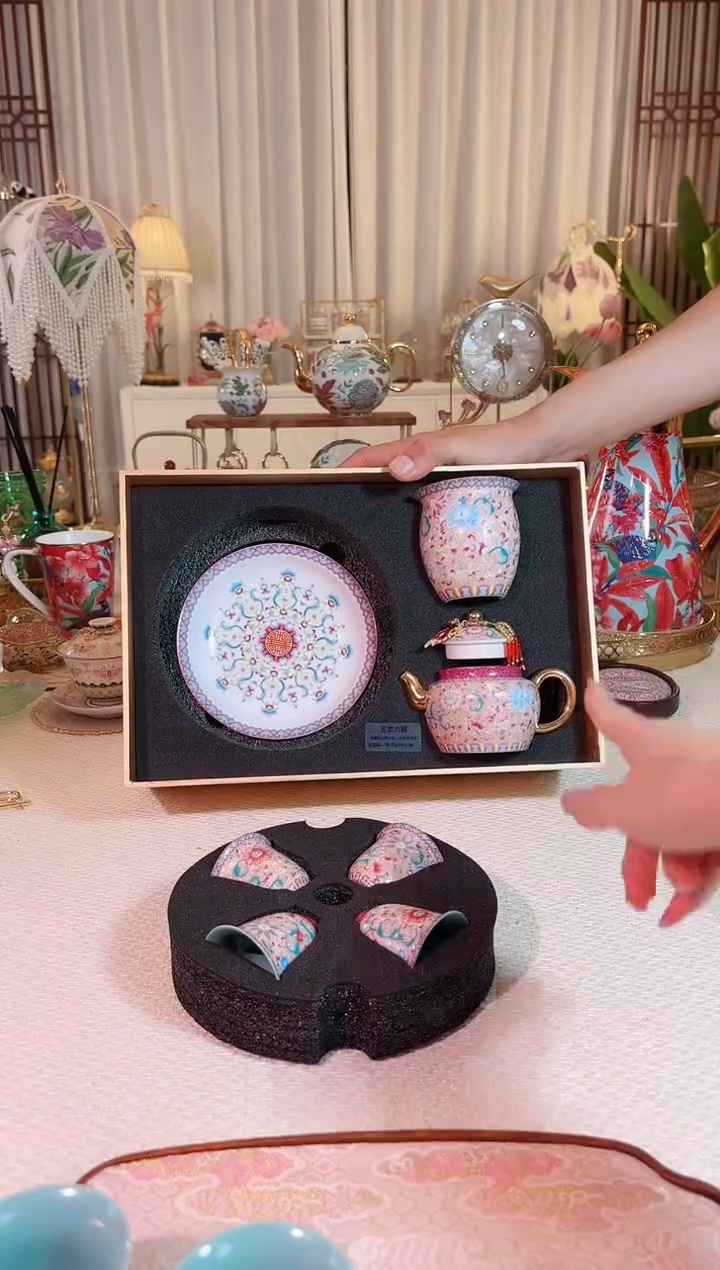 【闪购商品】瓷花开盛世 青衣七头套组