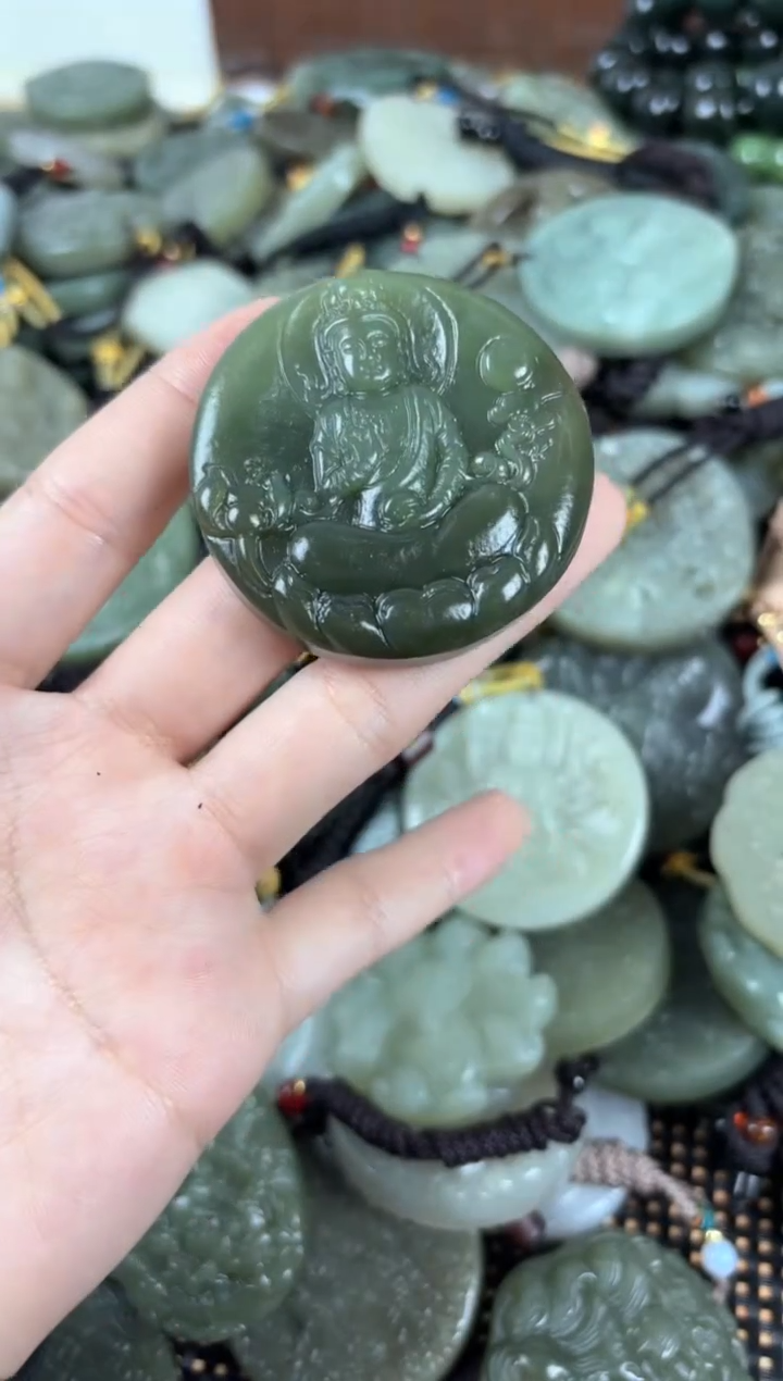 【闪购商品】和田玉颈饰未镶嵌1