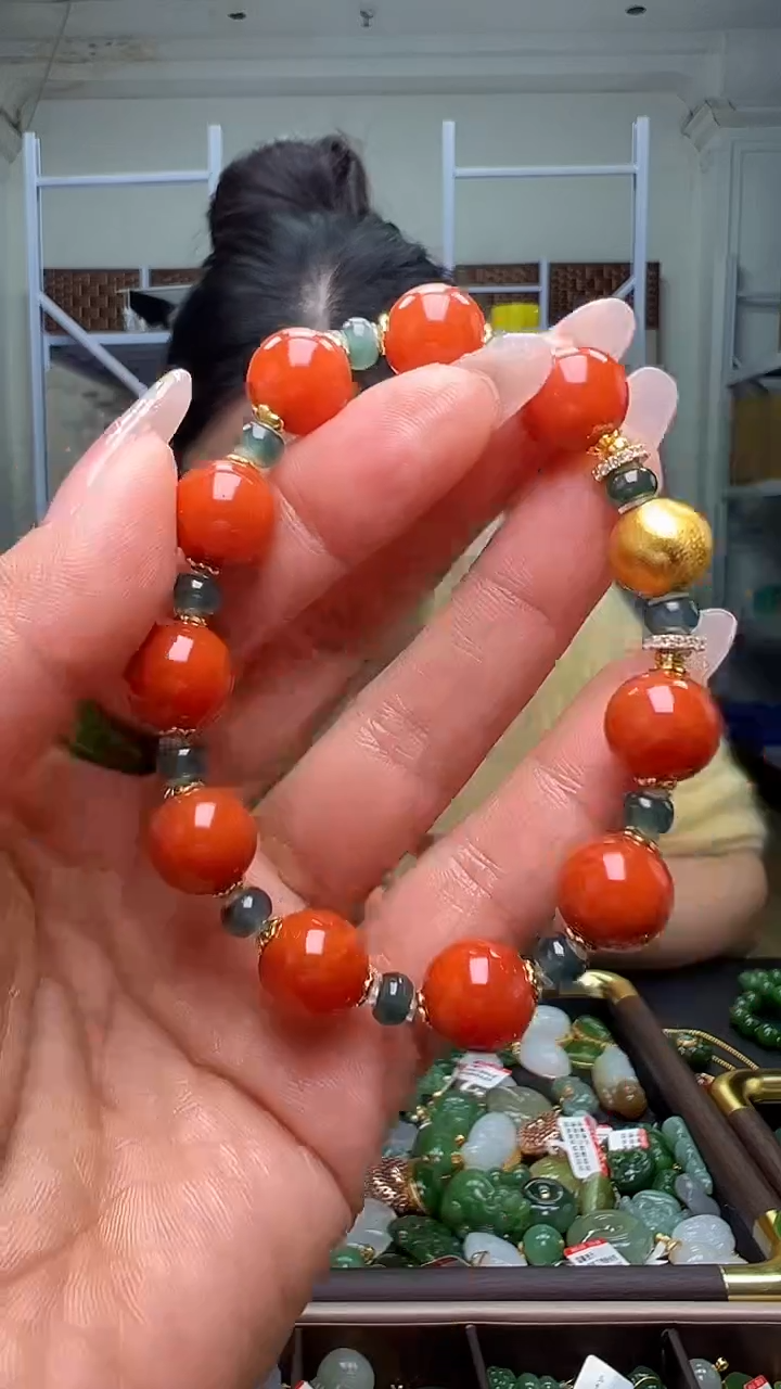 未镶嵌南红玛瑙珠宝奇石（多样性发货.发其一）12.01.82