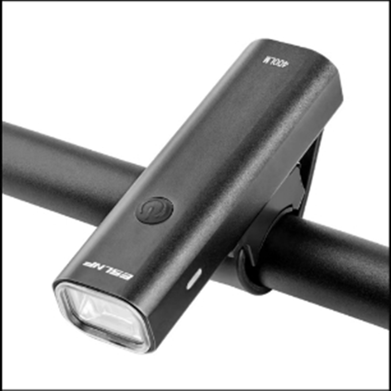 游玩自行解压B14探寻深处装备车灯