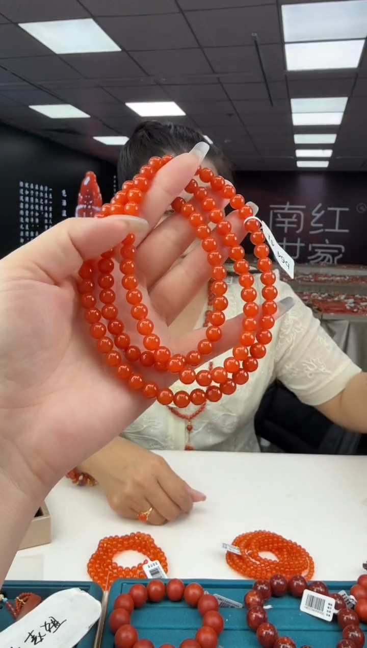 未镶嵌珠串南红玛瑙多样发其一/7/HS9993004