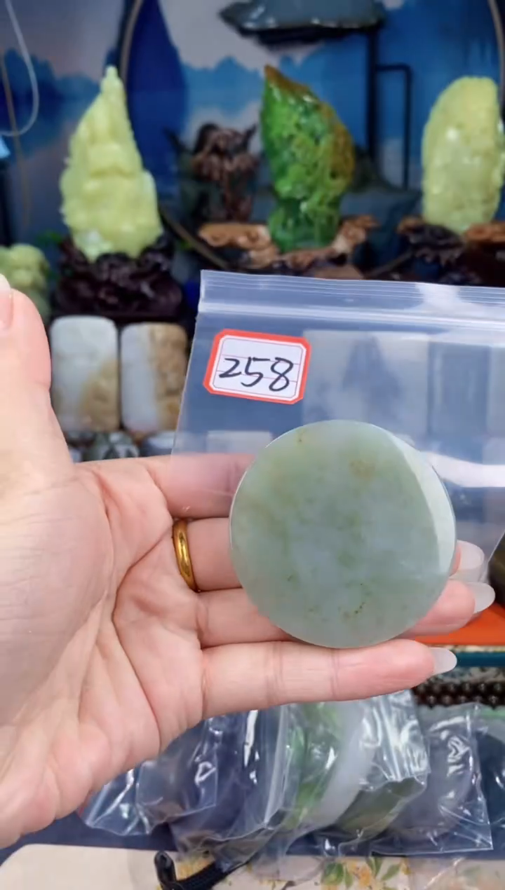 和田玉未镶嵌挂件和田玉