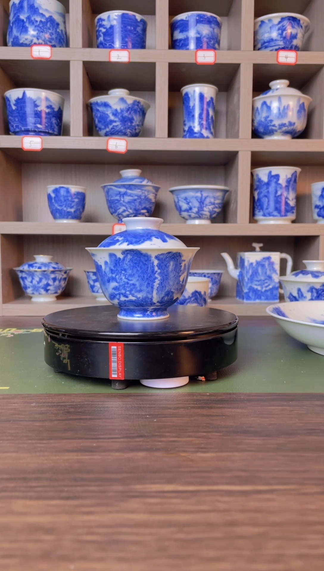 精工青花山水盖碗