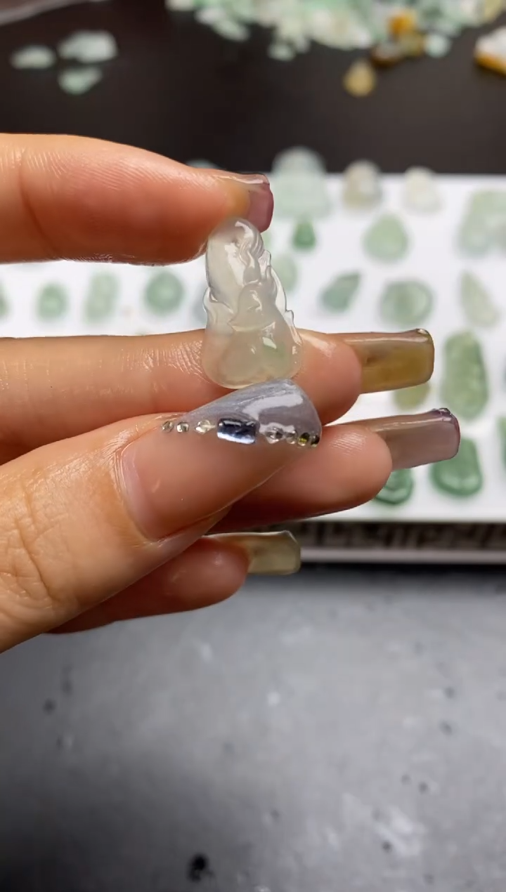 定制翡翠未镶嵌翡翠毛货~