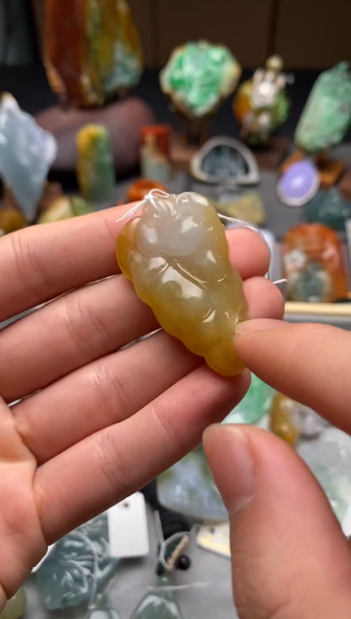 【闪购商品】翡翠颈饰未镶嵌成品