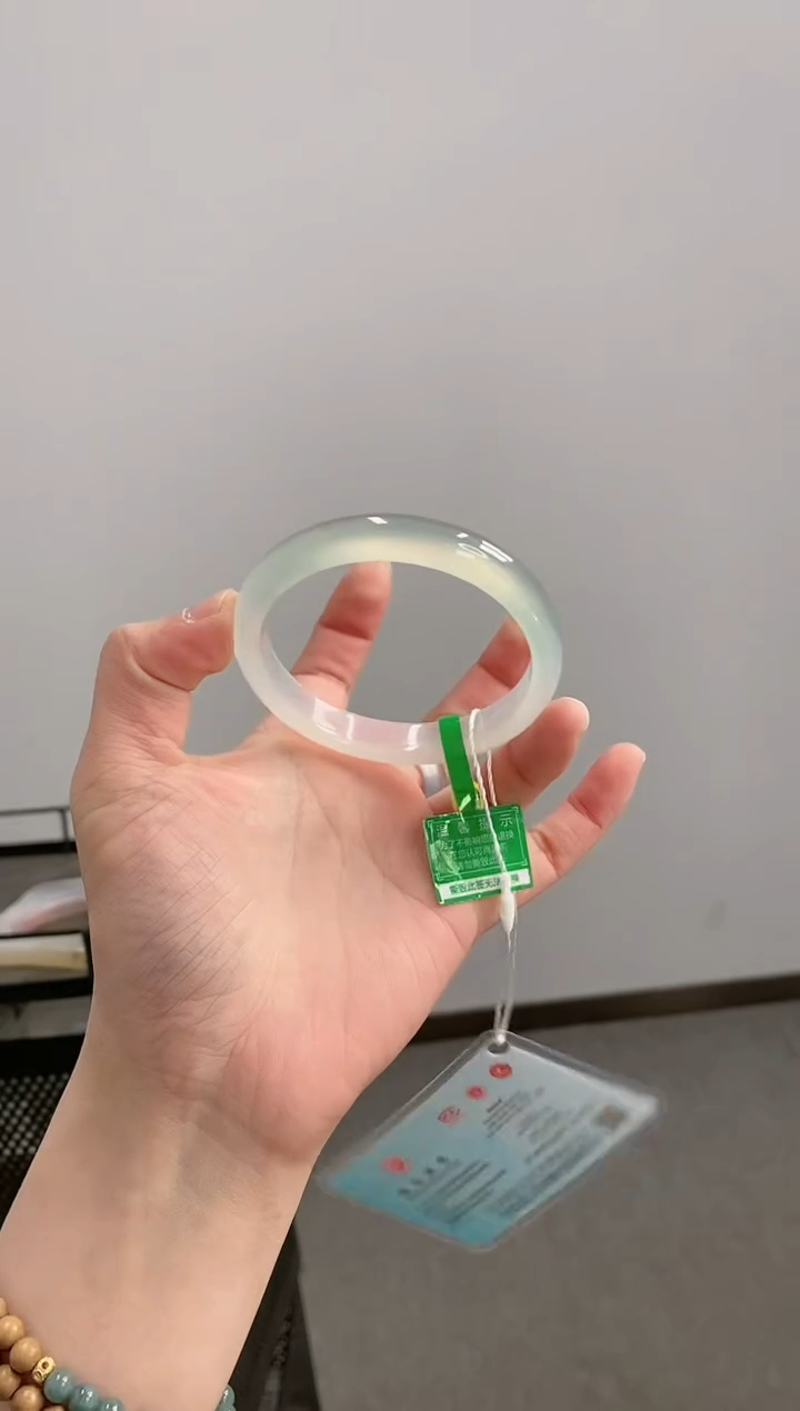 【闪购商品】玛瑙/玉髓手镯未镶嵌57-58圈