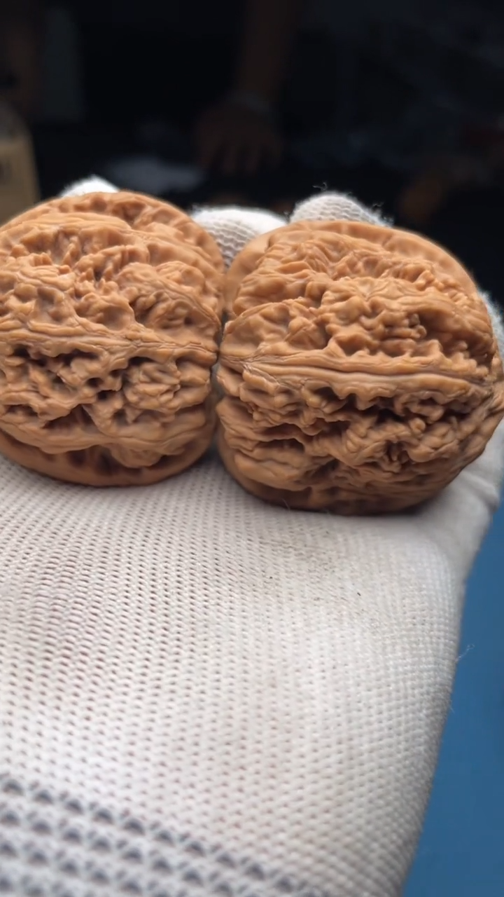 桃核把件A124   粗筋   44