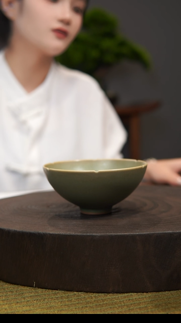 杯影**r葵口杯  汝州原产地  原矿老釉  带底款