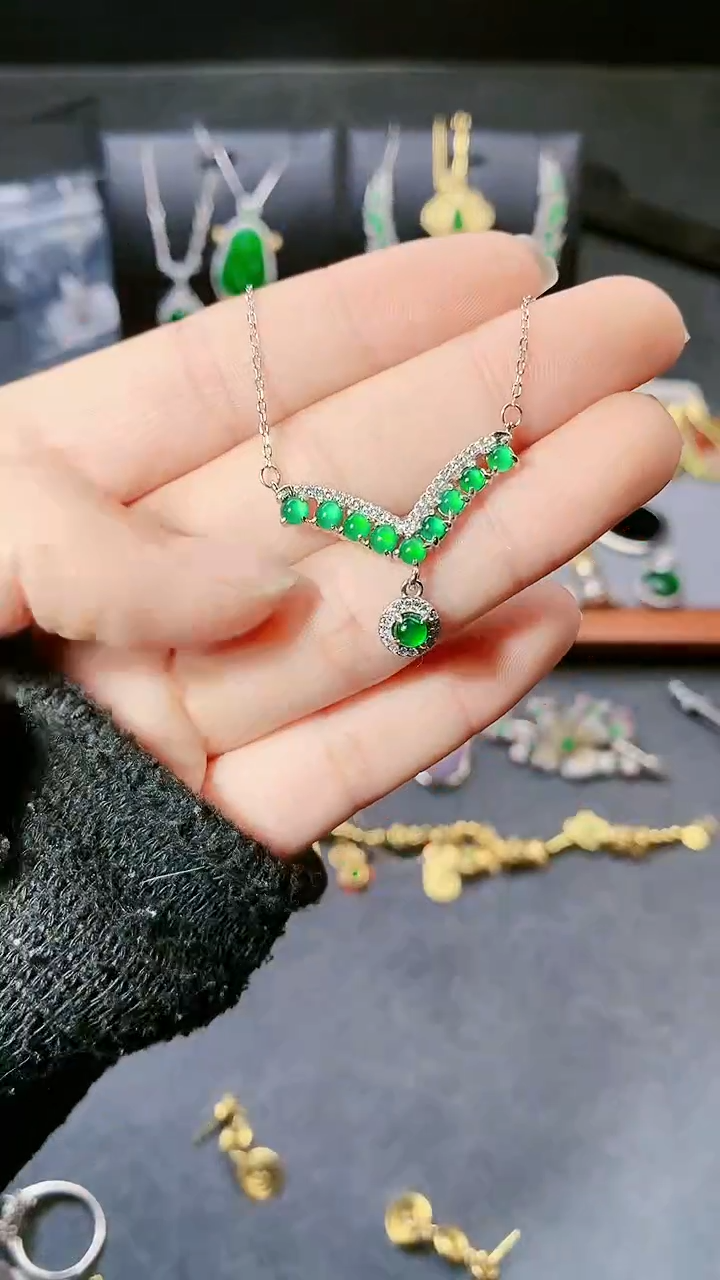 【闪购商品】翡翠项链银S925镶嵌项链