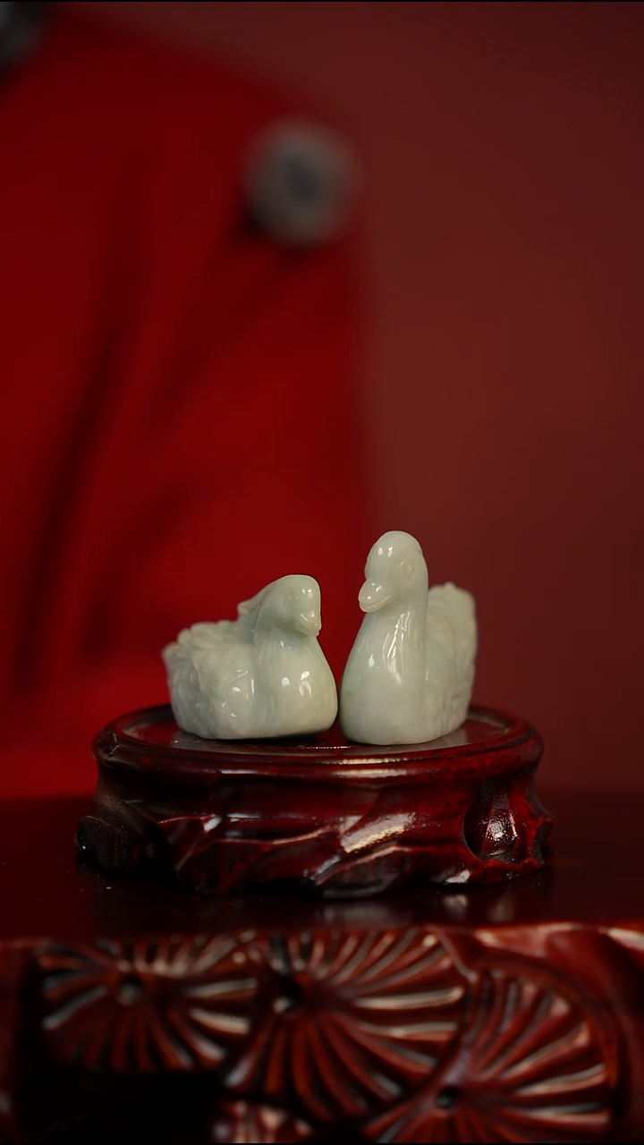 未镶嵌摆件翡翠鸳鸯