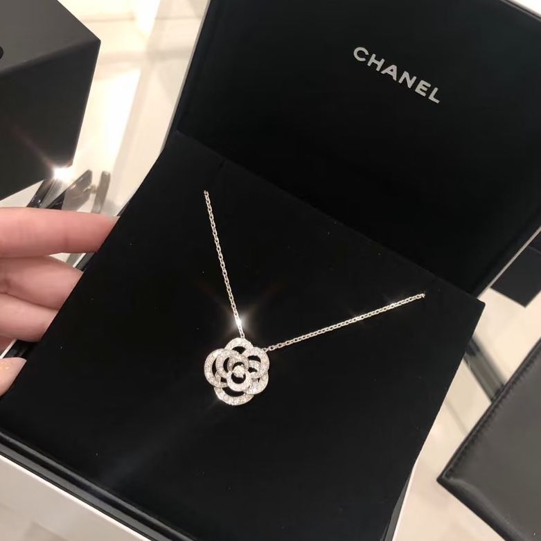 99新 Chanel/香奈儿 尾款活动 Fil de Camélia 山茶花 满钻 项链 