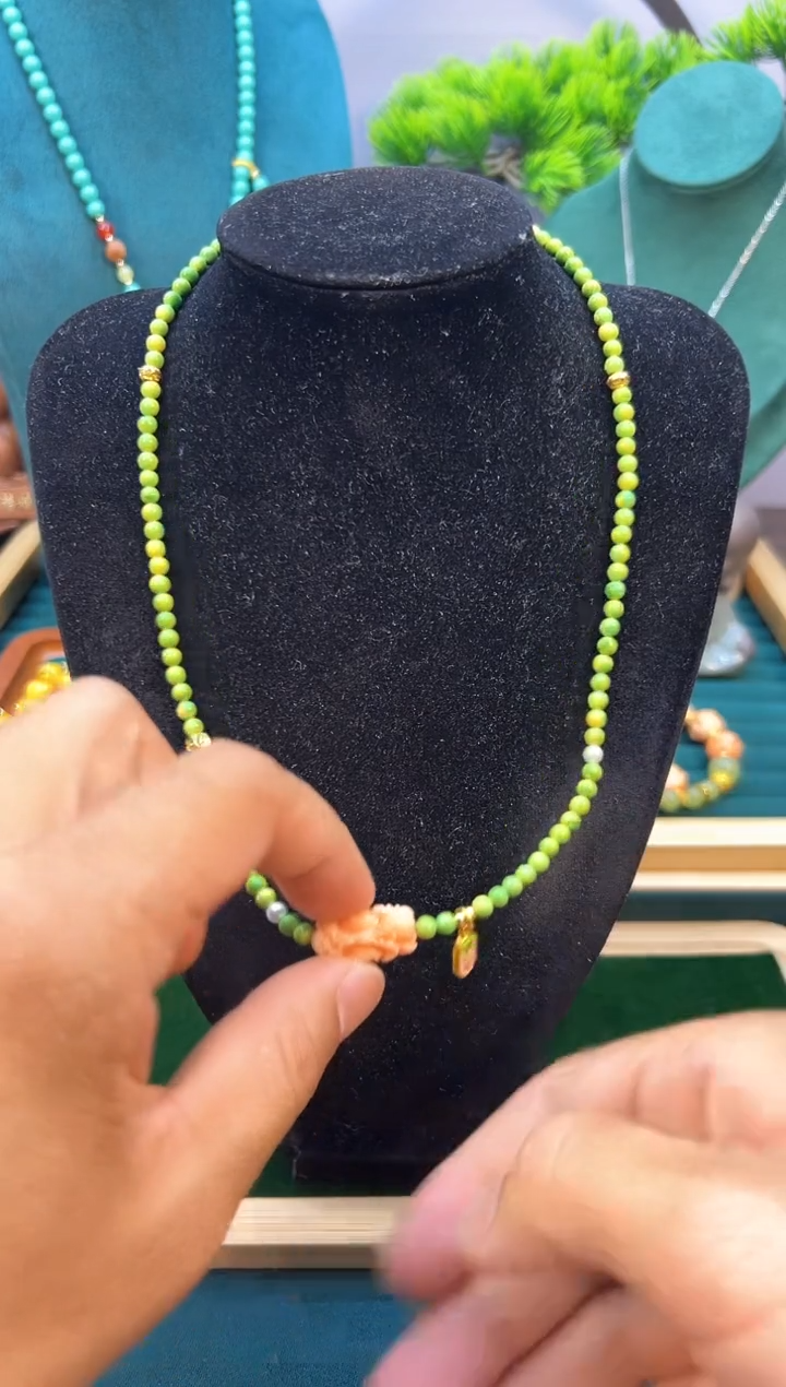 玛瑙/玉髓颈饰14K金镶嵌X88     