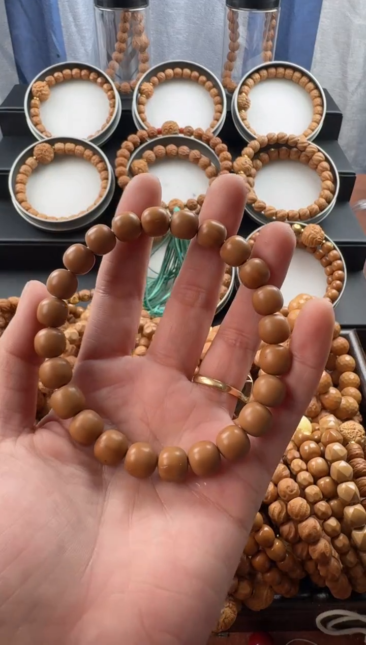 手串猴头核桃老型送单颗雕刻瑕疵